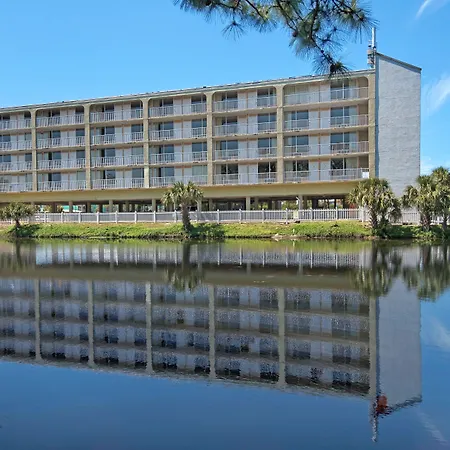 Baymont By Wyndham Panama City Beach-3