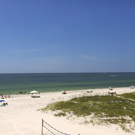 Barefoot Beach Club-3