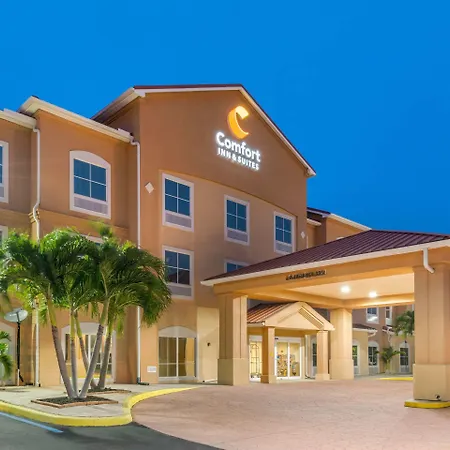 Comfort Inn & Suites Fort Myers Airport-2