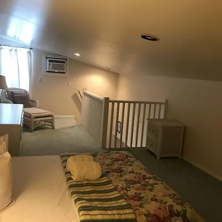 New Orleans House - Gay Male Adult Guesthouse-2