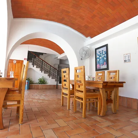 Hotel Maria De Lourdes-3
