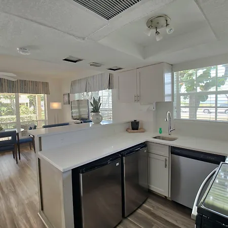 Getaways At Dover House Resort-3