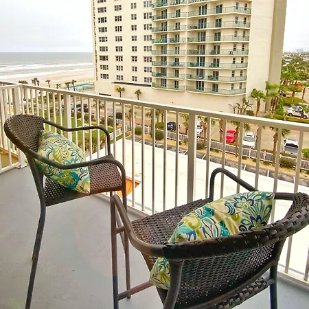 Castaways Resort Studios-3