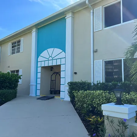 Gulfstream Manor-3