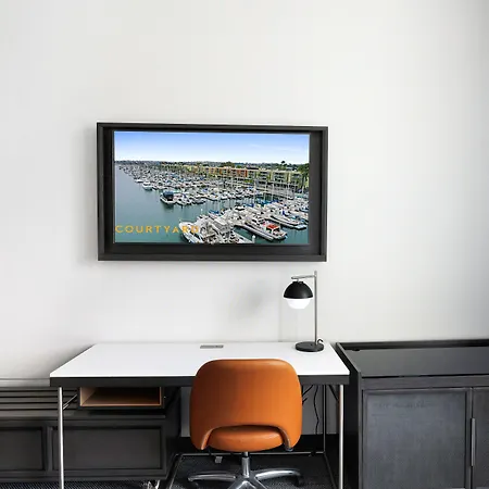 Courtyard By Marriott Marina Del Rey-3