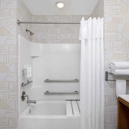 Home2 Suites By Hilton Biloxi/North/D'Iberville-2