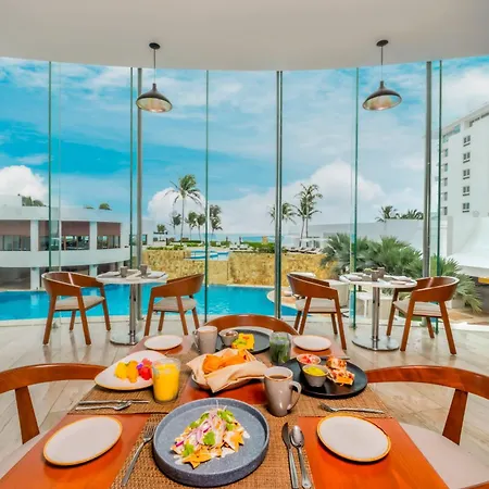 Altitude At Krystal Grand Cancun-2
