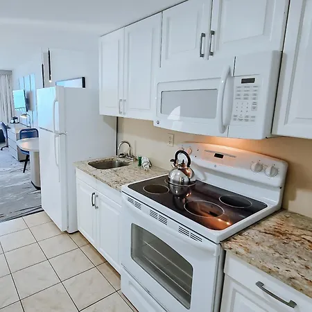Nautilus Inn - Daytona Beach-2