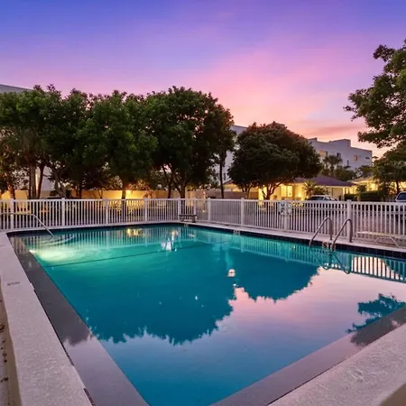 Pelican Gardens Villa 23-3