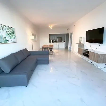 Zen Vacation Rentals Modern Penthouse Across Ocean-2