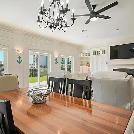 Bourbon Breeze - Beachy Home Near The Gulf With Spacious Outdoor Pool Area-2