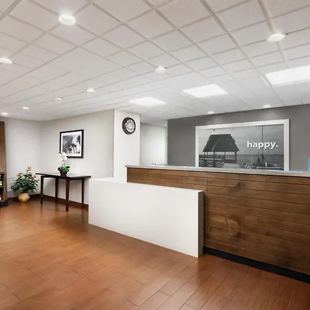 Hampton Inn Naples-Central-3