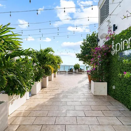 Conrad Fort Lauderdale Beach-3