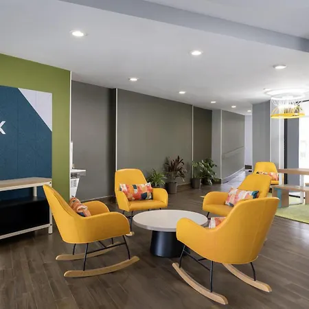 Spark By Hilton Virginia Beach Oceanfront-2