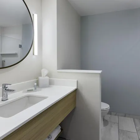 Fairfield By Marriott Inn & Suites Pensacola Beach-3