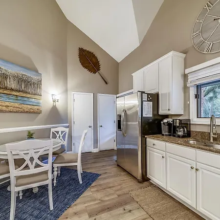 8 Cottage Court-3
