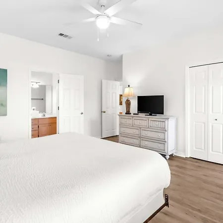 Emerald Shores-2