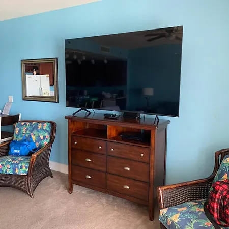 1717 Laketown Wharf 1 King Bedroom, 2 Bath-2