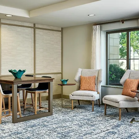 Hampton Inn & Suites Destin-2