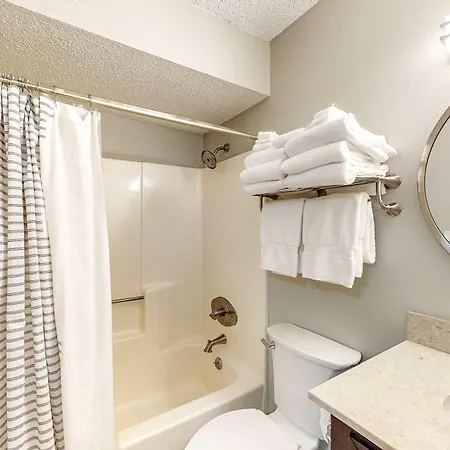 Plantation East 2205-3