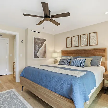 Park Shore Resort By Mike Z Rentals (Adults Only)-2