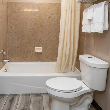 Airport Inn & Suites South Padre Island I 37-2