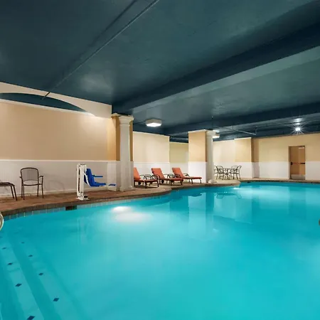 Country Inn & Suites By Radisson, Virginia Beach Oceanfront-2