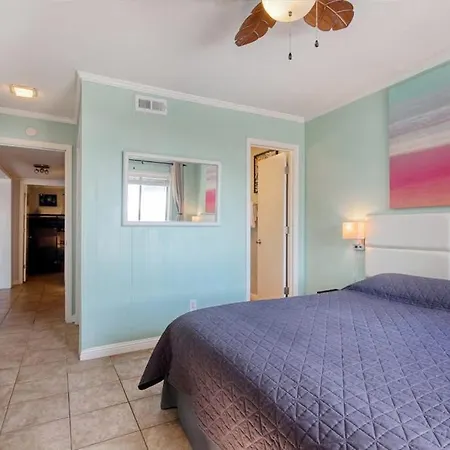 Cherry Grove Retreat & Sea Cabin-3