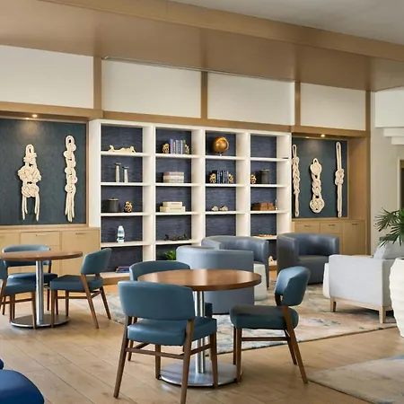 Maritime Hotel Fort Lauderdale Airport & Cruiseport-3