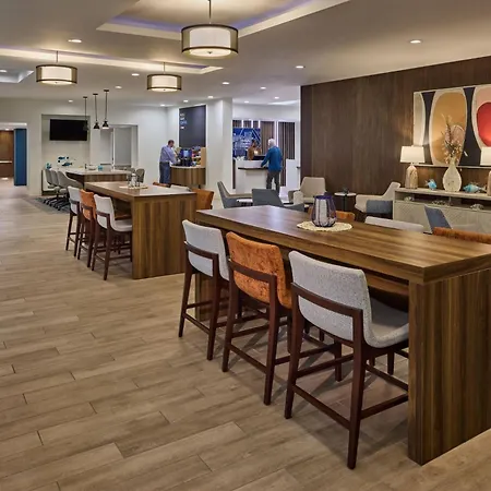 Holiday Inn Express & Suites Charleston Dwtn - Medical Ctr By Ihg-3