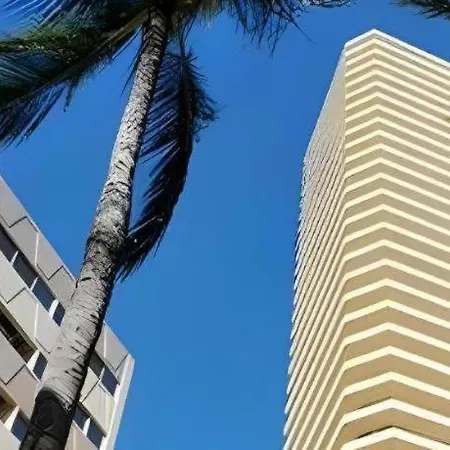 Marina Tower Waikiki-3