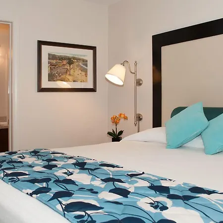 Laguna Shores Studio Suites-3