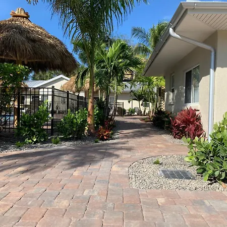 Twin Palms At Siesta-3