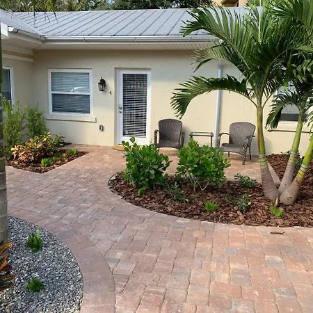Twin Palms At Siesta-2