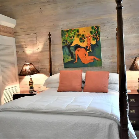 Simonton Court Historic Inn & Cottages-3
