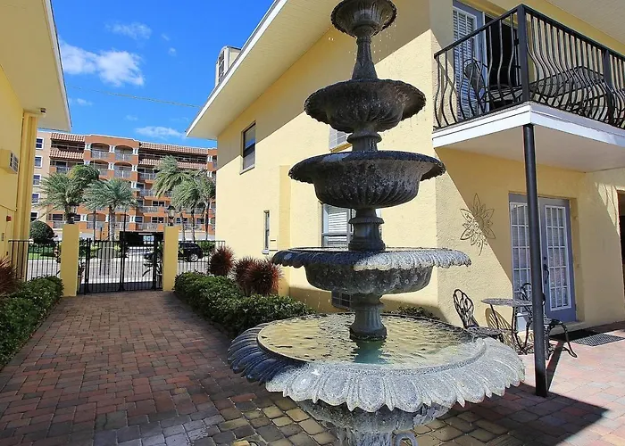 Royal Orleans 111 Villa St. Pete Beach