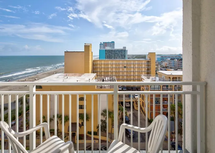 Driftwood 51009 Hotel Myrtle Beach