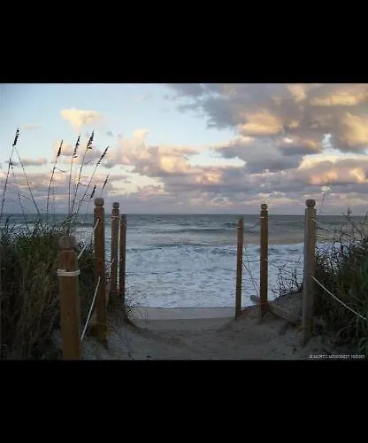 Ocean Star 533 Nettles Blvd Villa Jensen Beach