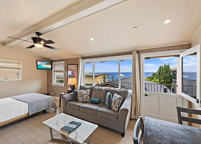 Villa D'Arte At The Retreat In Laguna Beach