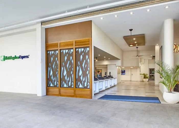 Holiday Inn Express Waikiki By Ihg Honolulu