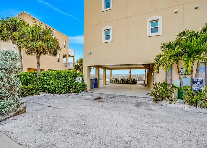 Beach Haven B5 St. Pete Beach