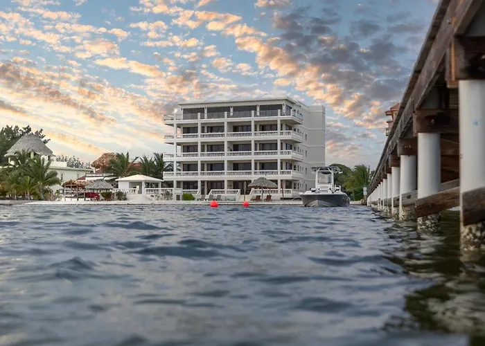 Ocean'S Edge Belize Aparthotel San Pedro 