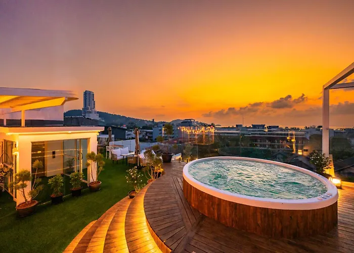 La Vista Patong Hotel