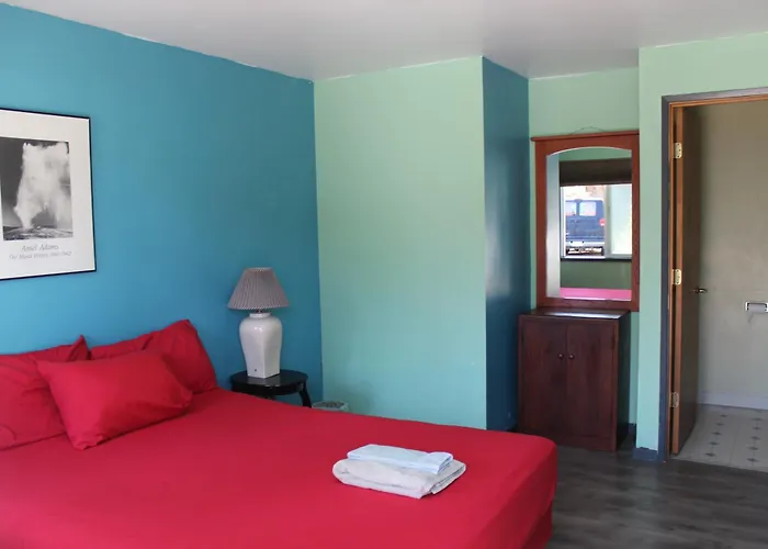 Seaside International Hostel