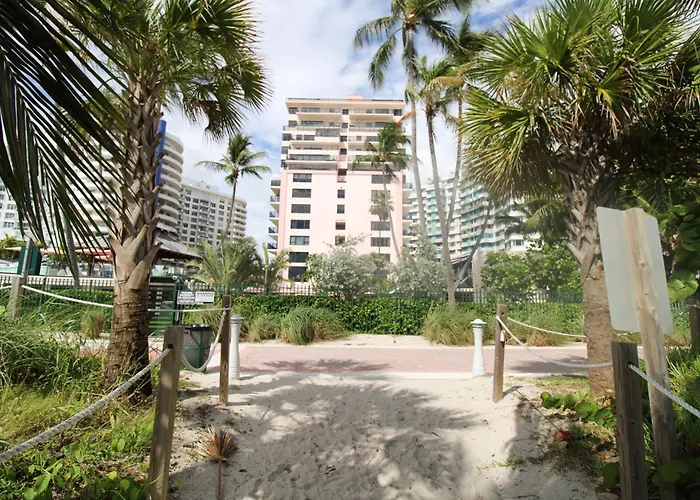 Alexander 1211 Beachfront Condo With Direct Beach Access, 2 Pools, Sauna, Gym Miami Beach
