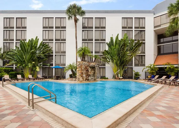 Doubletree By Hilton Fort Myers At Bell Tower Shops