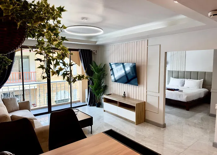 Grand Orlov Apart Hotel Patong