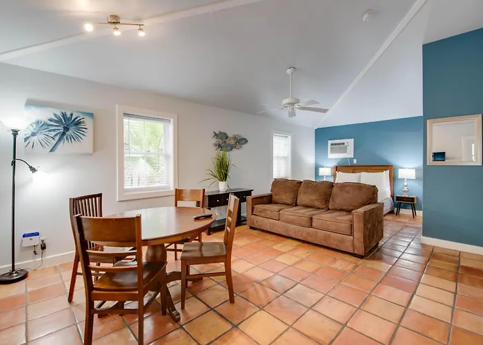 Seagull Suite | Inviting Studio, Steps From Duval Key West