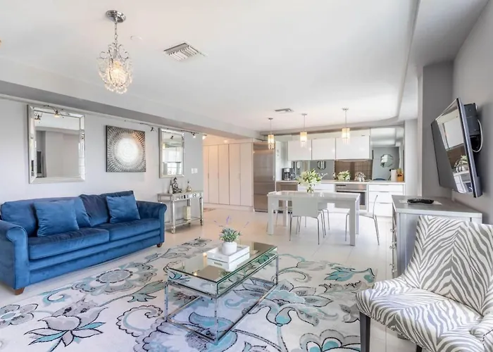 Luxury Large 1Br At The Carlyle Sobe Sleeps 4 Villa Miami Beach