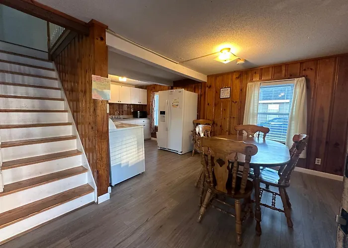 Nautical Beach Properties Hampton